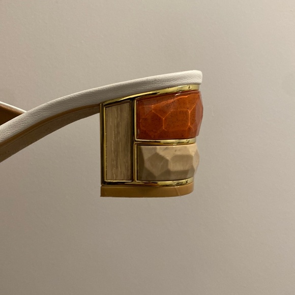 White mules, block heels, statement heel - Picture 7 of 8